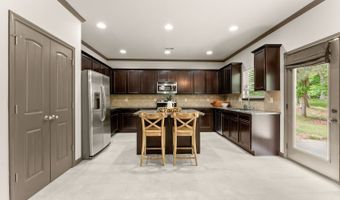 872 Whitfield Oak Rd, Auburn, GA 30011