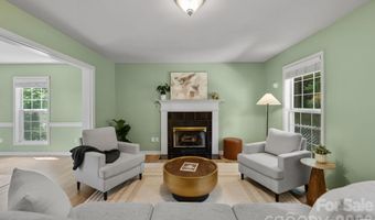 1 Pickwick Rd, Asheville, NC 28803
