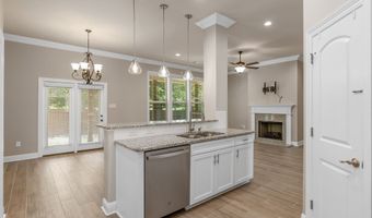 46 Crowder Dr, Benton, LA 71006