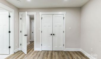 1208 Tarrington Ave, Charlotte, NC 28205