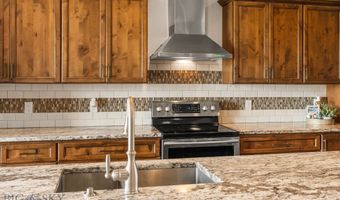 407 Lost Fawn Trl, Belgrade, MT 59714
