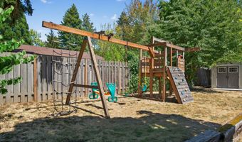 20565 SW FLORENCE St, Beaverton, OR 97078