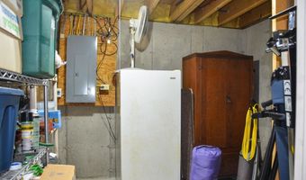 54 Pleasant Hill Rd, Augusta, ME 04330