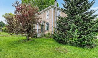 498 Montgomery Rd, Berkshire, VT 05447