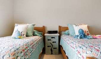 1313 VILLAGE Loop, Bandon, OR 97411