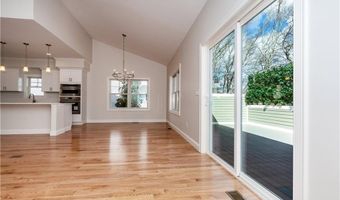 18 Hampton Rd 21, Coventry, RI 02816