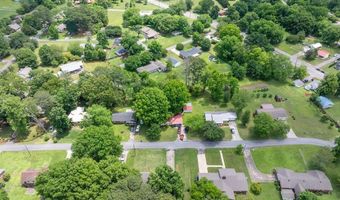 807 7th St NE, Arab, AL 35016
