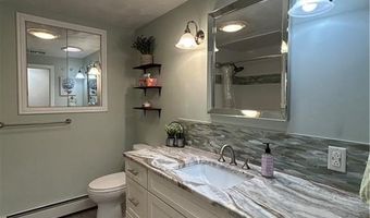 42 Ledge Rd, Coventry, RI 02816