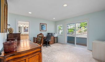 5609 Poola St A, Honolulu, HI 96821