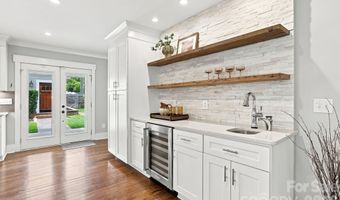 2617 Commonwealth Ave, Charlotte, NC 28205