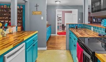 813 N Morgan St, Angleton, TX 77515