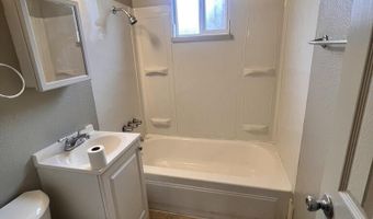 423 Dallas St SE A, Albuquerque, NM 87108