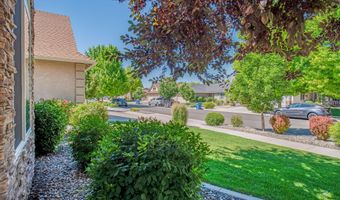 1379 Macenna Ln, Gardnerville, NV 89410