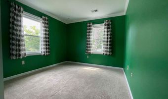 3834 13TH St N, Arlington, VA 22201