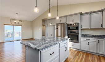 7644 White Pine Cir, Billings, MT 59106