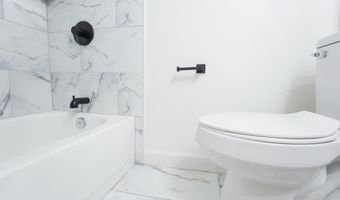1823 H Pl NE 3, Washington, DC 20002