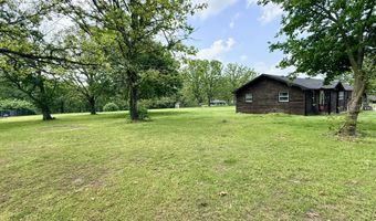 613 Hall Ave, Ava, MO 65608
