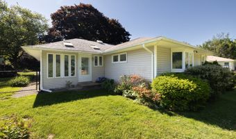 1757 Musso View Ave, Cheshire, CT 06410