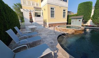 128 30th St, Avalon, NJ 08202