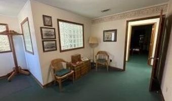 105 N Hickory St, Aberdeen, MS 39730