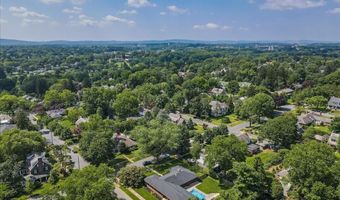 2705 W Gordon St, Allentown, PA 18104