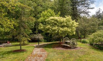 60 Bartram Trl, Scaly Mountain, NC 28775