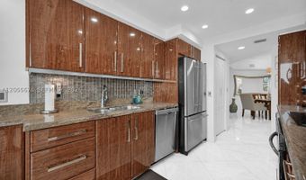 3000 Island Blvd 505, Aventura, FL 33160