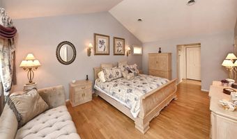 191 Cherry Ln, Airmont, NY 10952