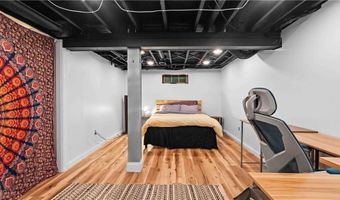 74 Algonquin Rd, East Providence, RI 02916