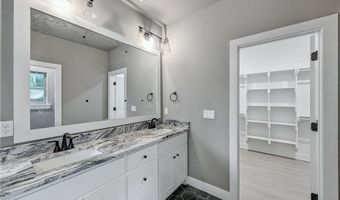 10 Olmsted Cir, Bella Vista, AR 72715