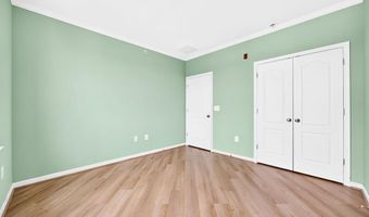 41895 CATHEDRAL VALLEY Sq 401, Aldie, VA 20105