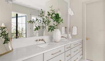 1136 STETSON St, Orlando, FL 32804