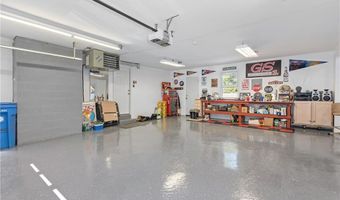 40 Murphy Dr, Cumberland, RI 02864