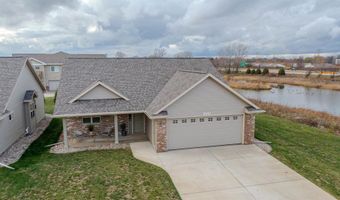 2351 E PLANK Cir, Appleton, WI 54915