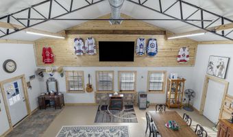 705 Vines St, Arab, AL 35016