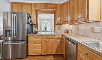 2006 Fairmont Dr, Benton, AR 72015