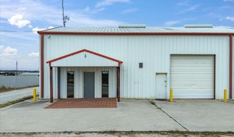 707 S Wickham St, Alvord, TX 76225