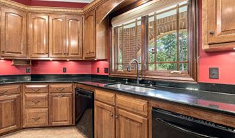 584 Southgate Dr, Camden, SC 29020