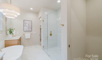 1807 Arnold Dr, Charlotte, NC 28205