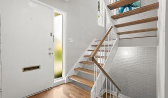 5230 POOKS HILL Rd #D-26, Bethesda, MD 20814