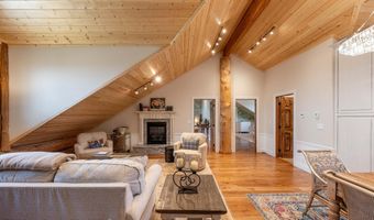 30 VISTA Rd, Cora, WY 82925