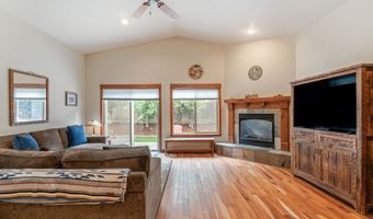 2354 NW Summerhill Dr, Bend, OR 97703
