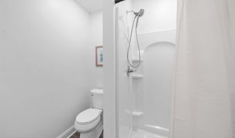 5636 Meadow Ln, Ann Arbor, MI 48105