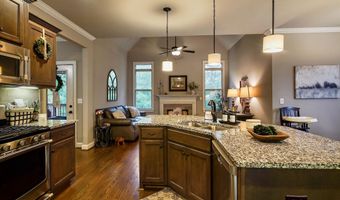 220 STERLING GATE Ln, Alabaster, AL 35007