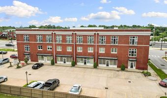 206 SW 8th St 212, Bentonville, AR 72712