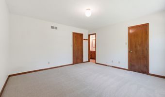 8768 Meadowridge Ln, Indianapolis, IN 46217