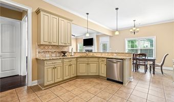 662 BANBURY St, Auburn, AL 36832