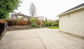 4601 Country Hills Dr, Antioch, CA 94531