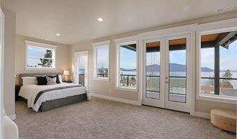 3706 W 3rd St, Anacortes, WA 98221