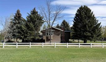 221 44th St N, Cody, WY 82414